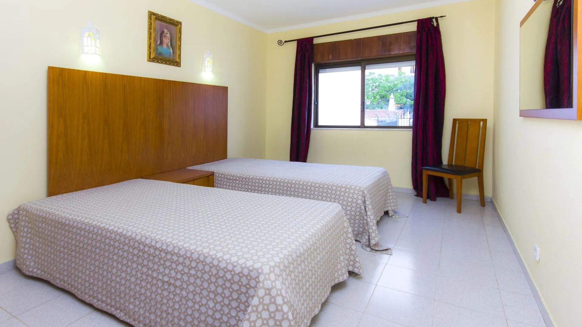 Choromar Apartments Albufeira 3*,  Portugal